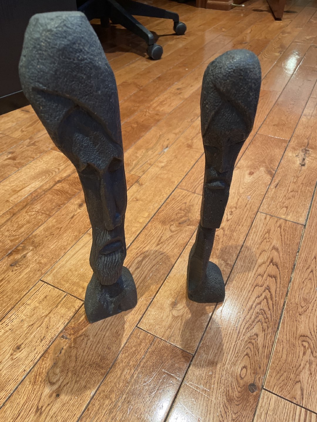 Male and female figurines thumbnail