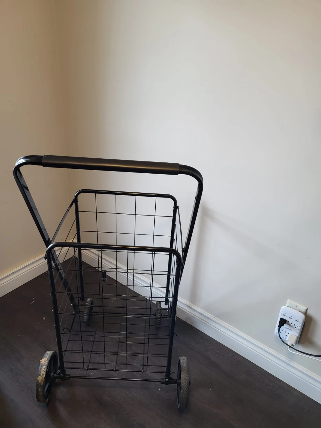Grocery Shopping Cart - No damage of any kind - photo 3