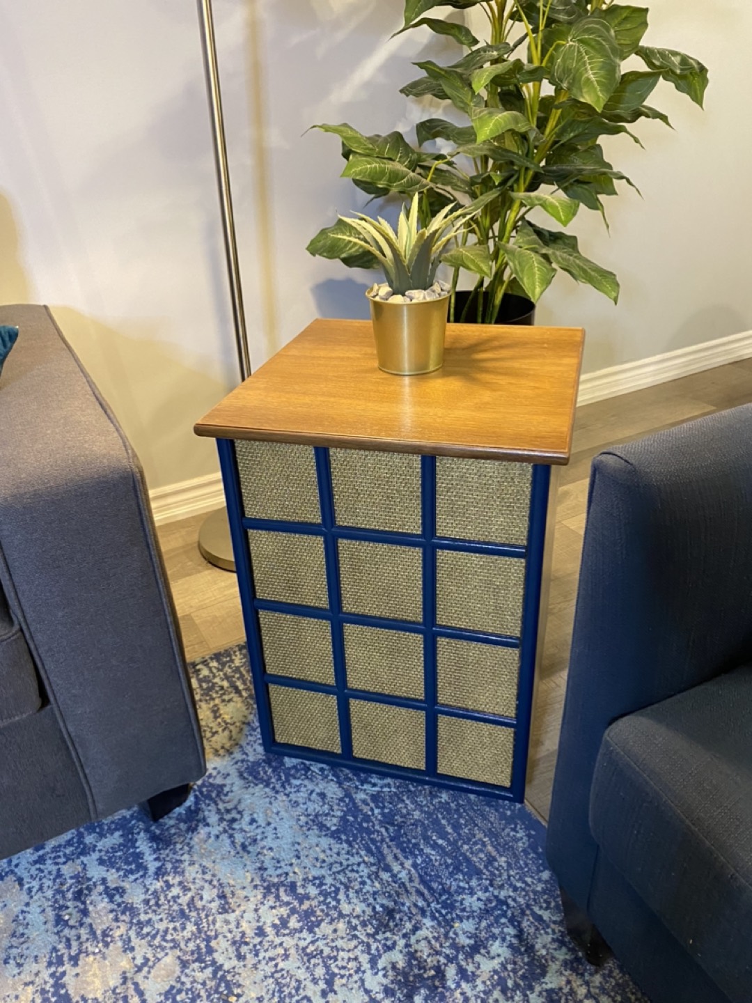 Vintage Side Table & Wine Cart