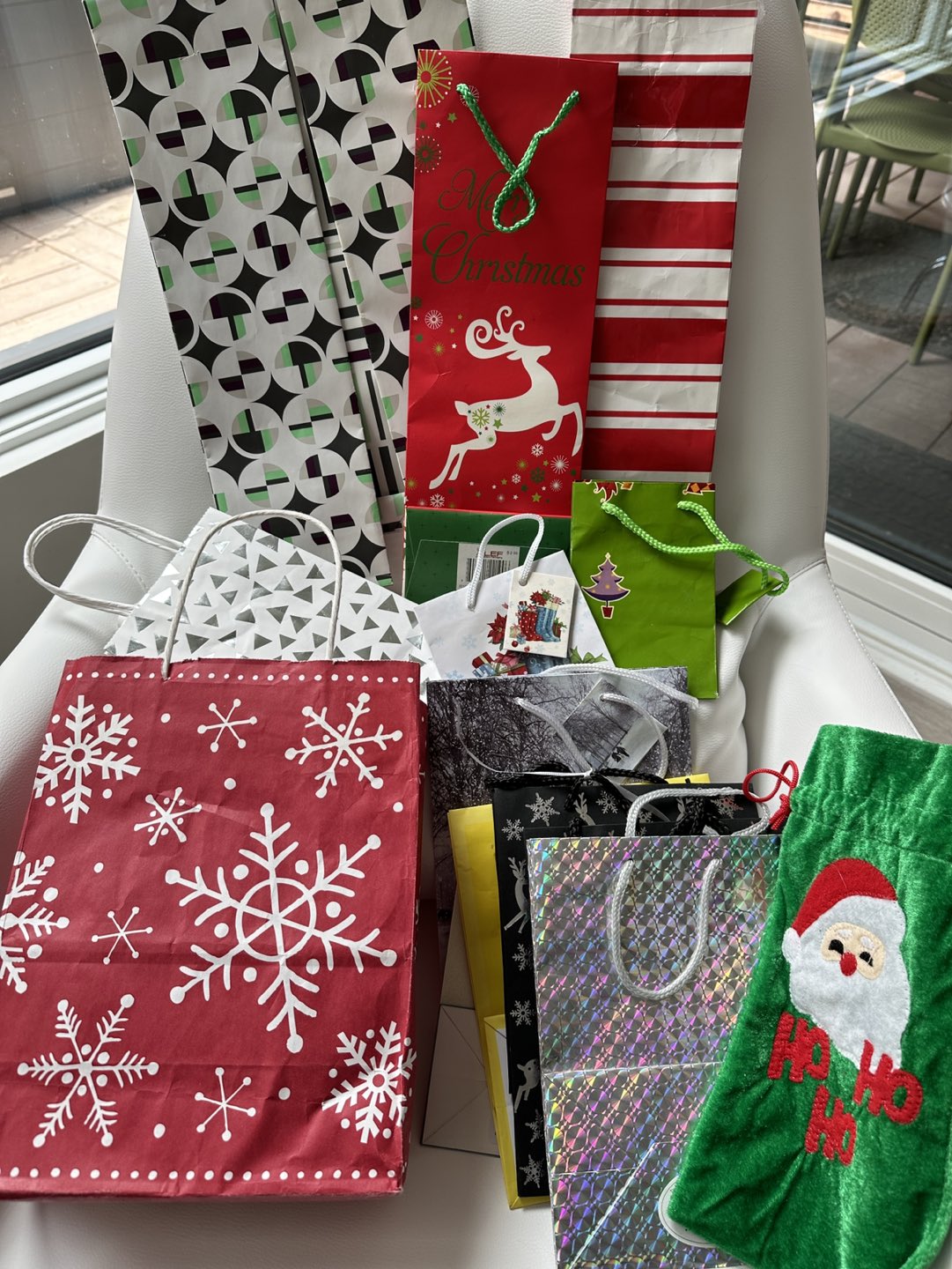 Bag of gift bags #freecycle thumbnail