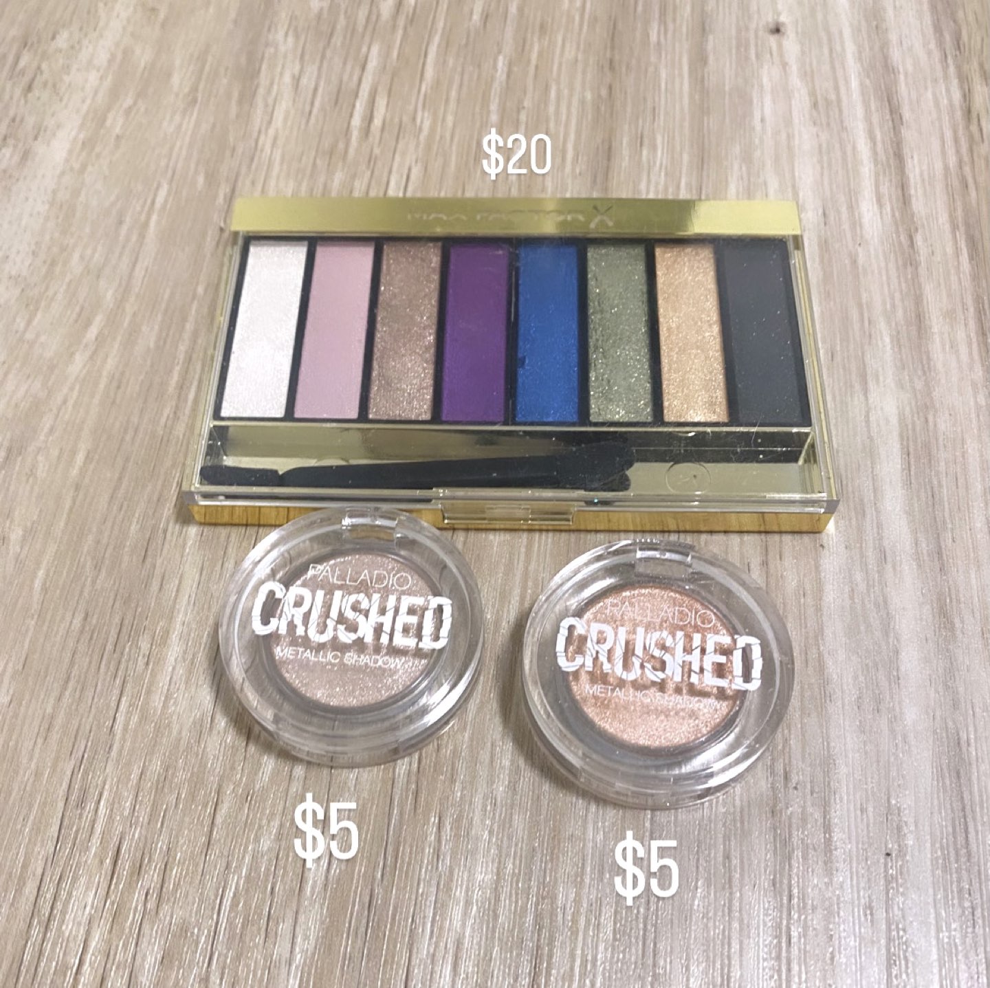 Metallic Eyeshadow thumbnail