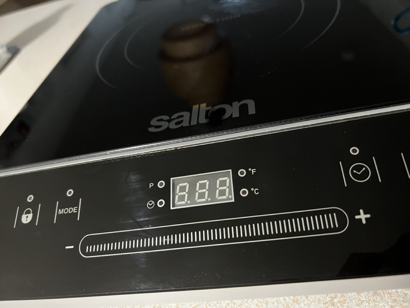 Salton Induction Cooktop - photo 2