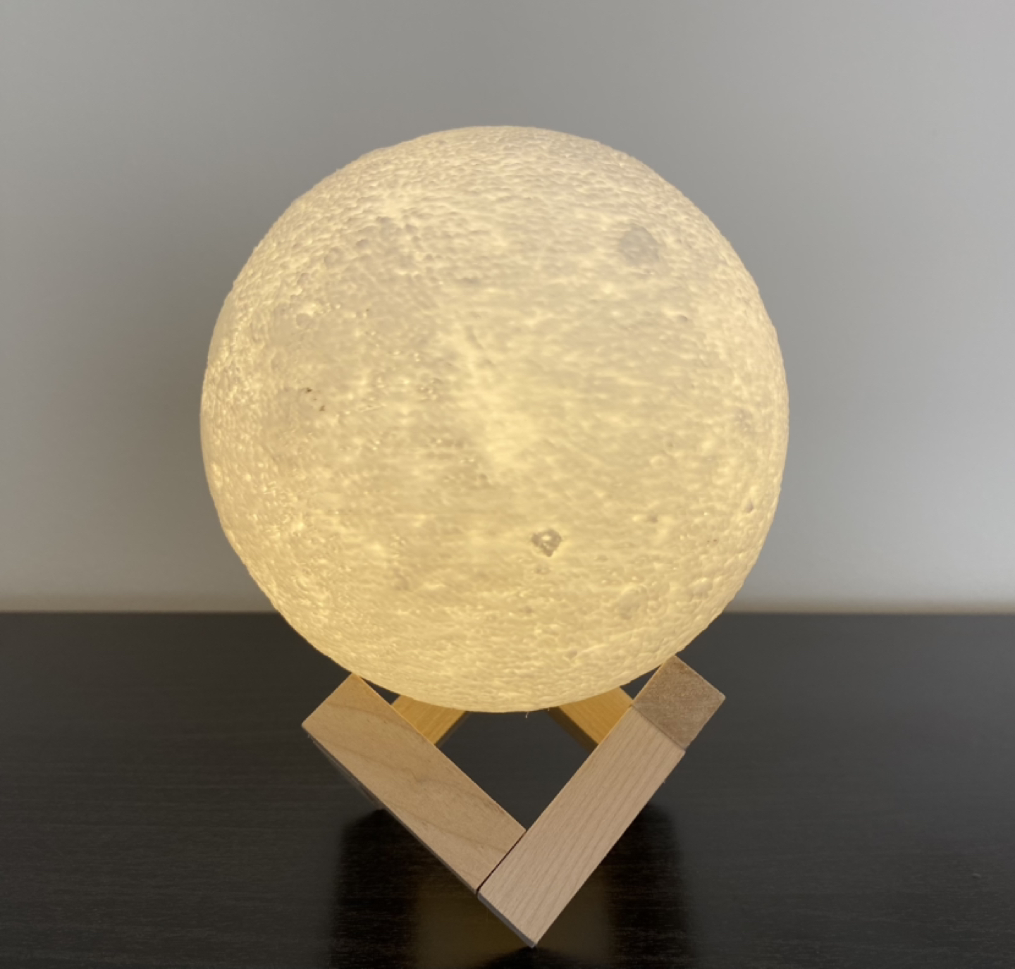 3D printed Moon Light image indicator(3)