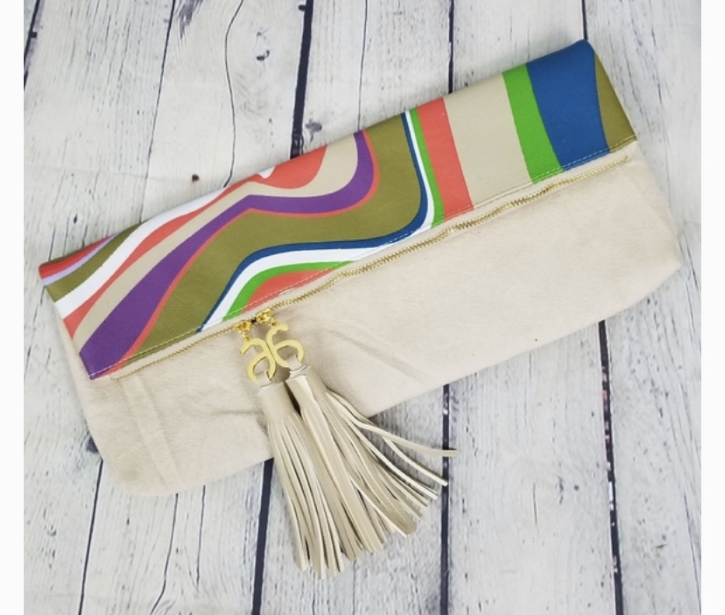 Women’s clutch