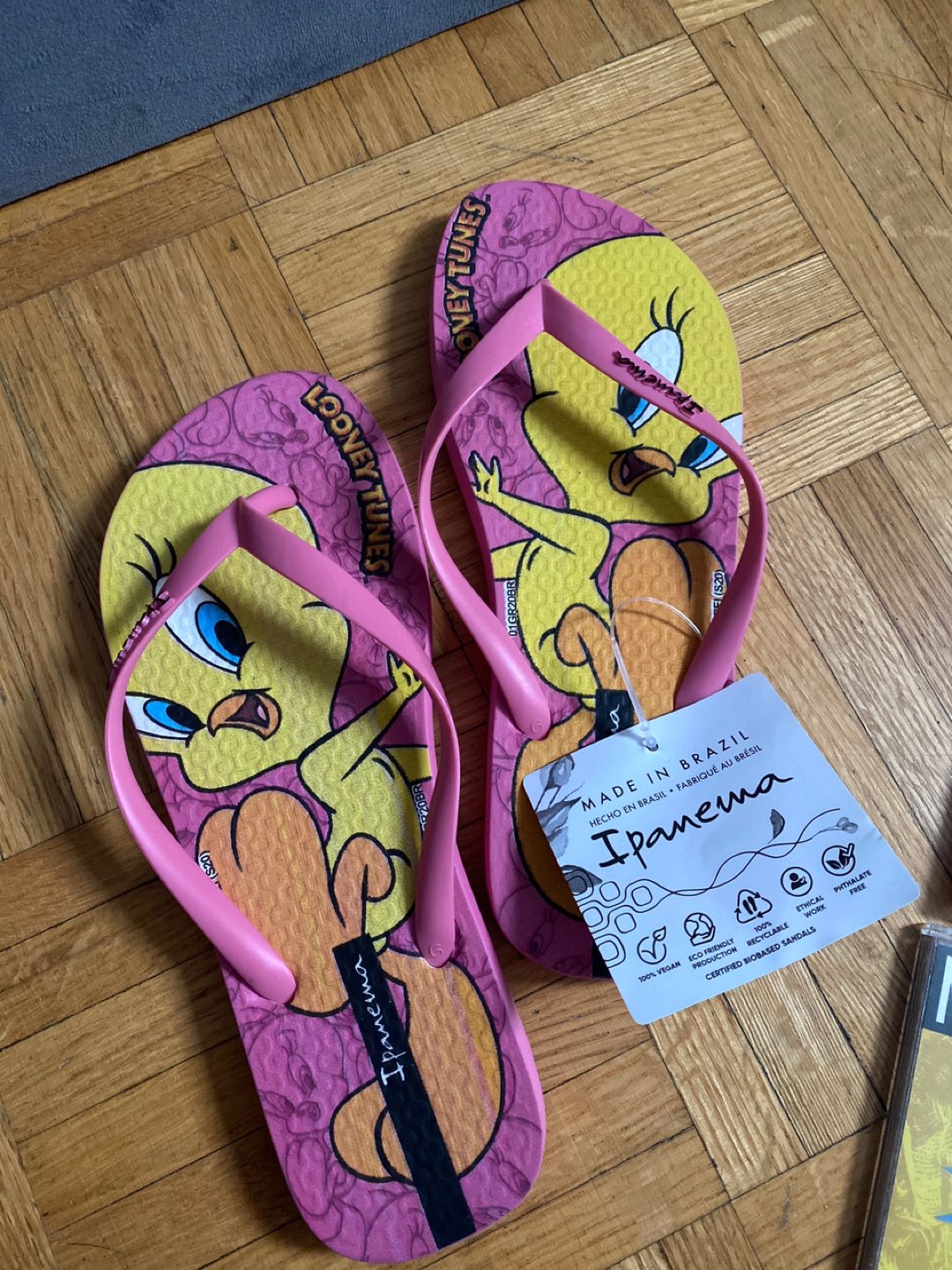 Tweety Bird Sandals