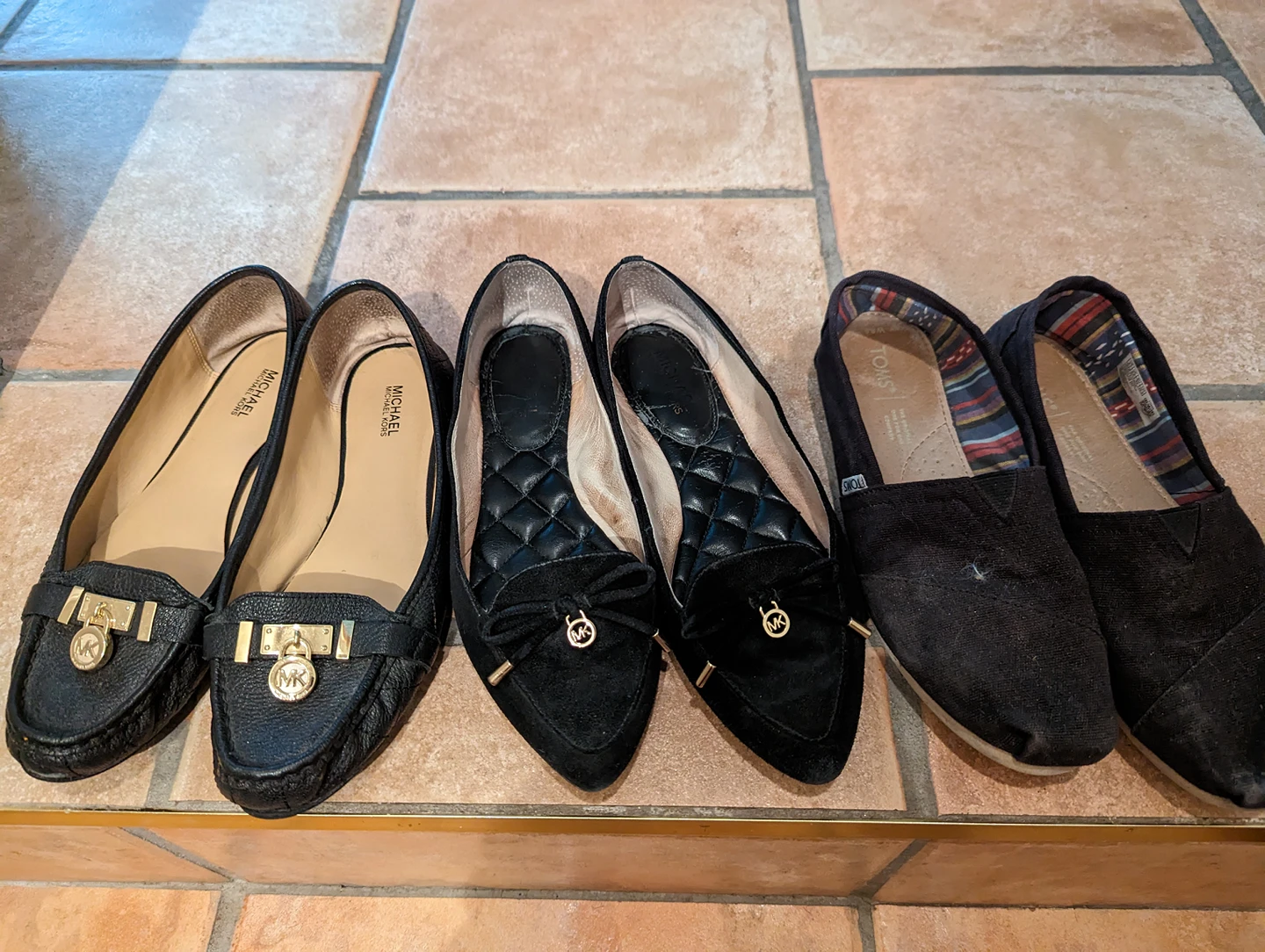 Women's flats size 8.5 (Michael Kors & Tom's) #freecycle thumbnail