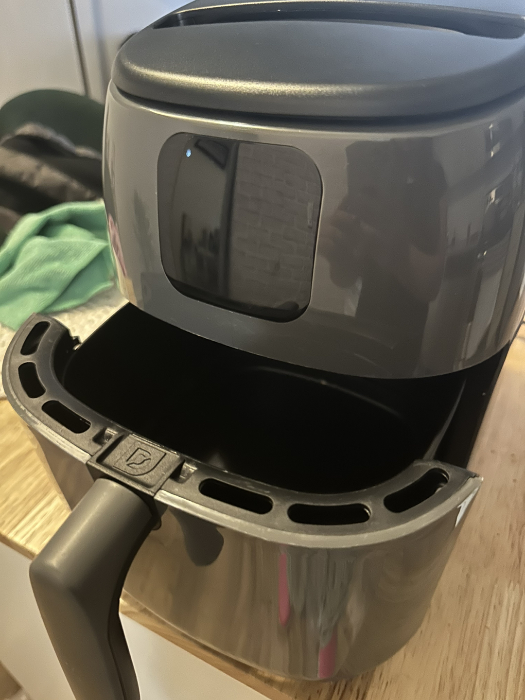 Digital Air Fryer with AirCrisp 2.6 Quart - photo 2