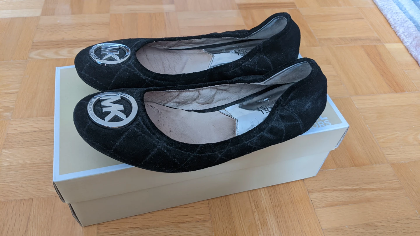 Michael Kors quilted ballet flats - photo 3