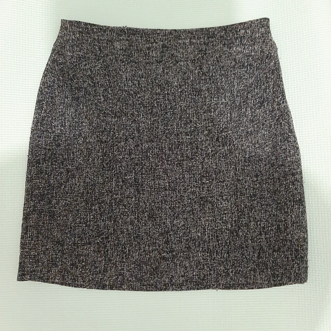 Banana Republic Tweed Mini Skirt (Petite 00) image indicator(3)