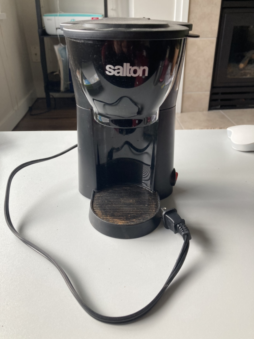 Salton single cup coffee machine