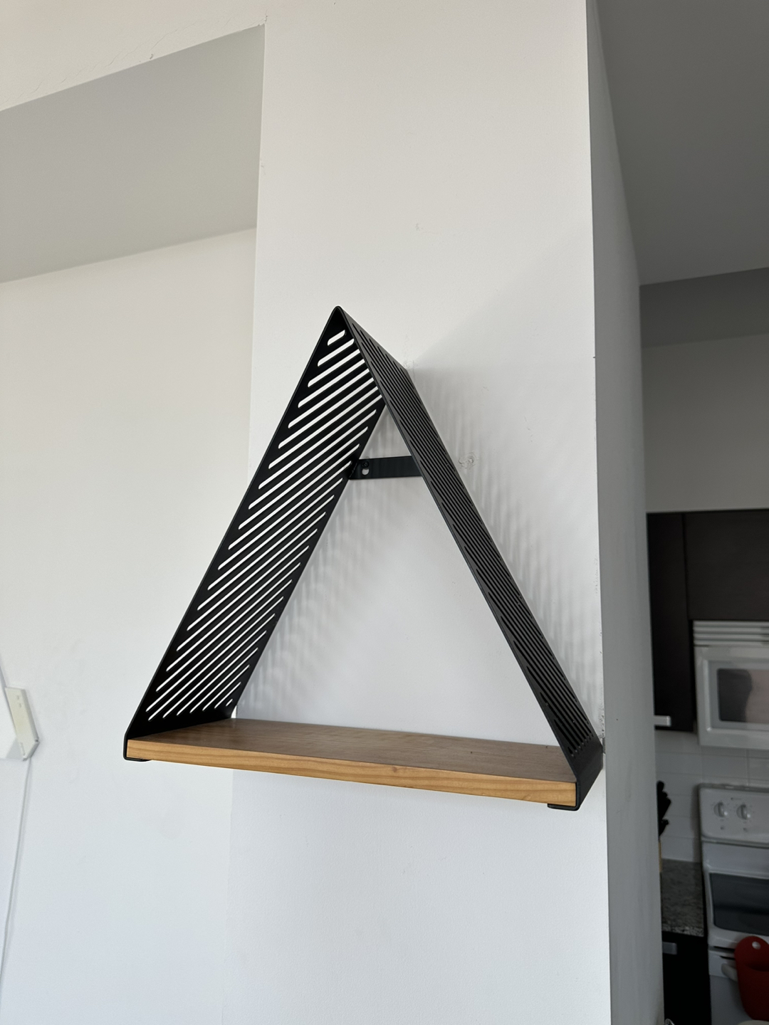 Metallic and Wooden Triangular Shelf - photo 3