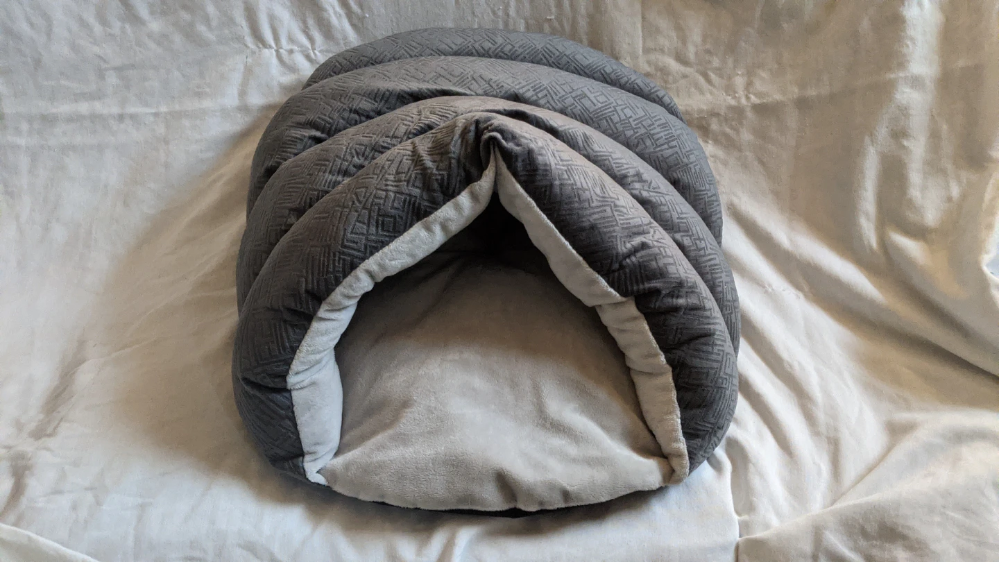 Pet bed thumbnail