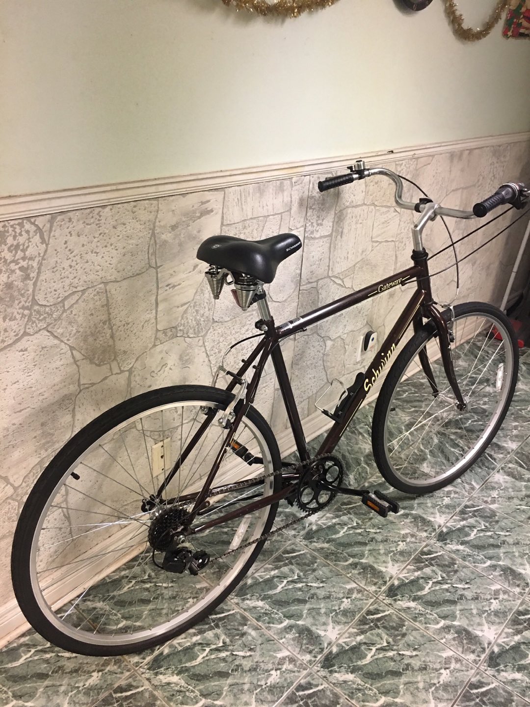 Schwinn Gateway Hybrid bicycle, - photo 3