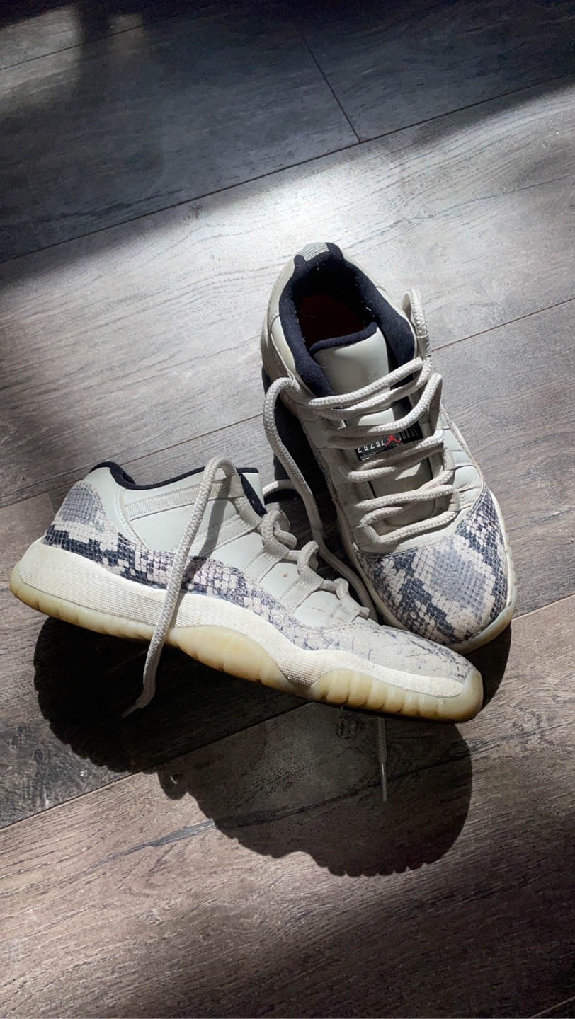 jordan 11 snakeskin lows thumbnail