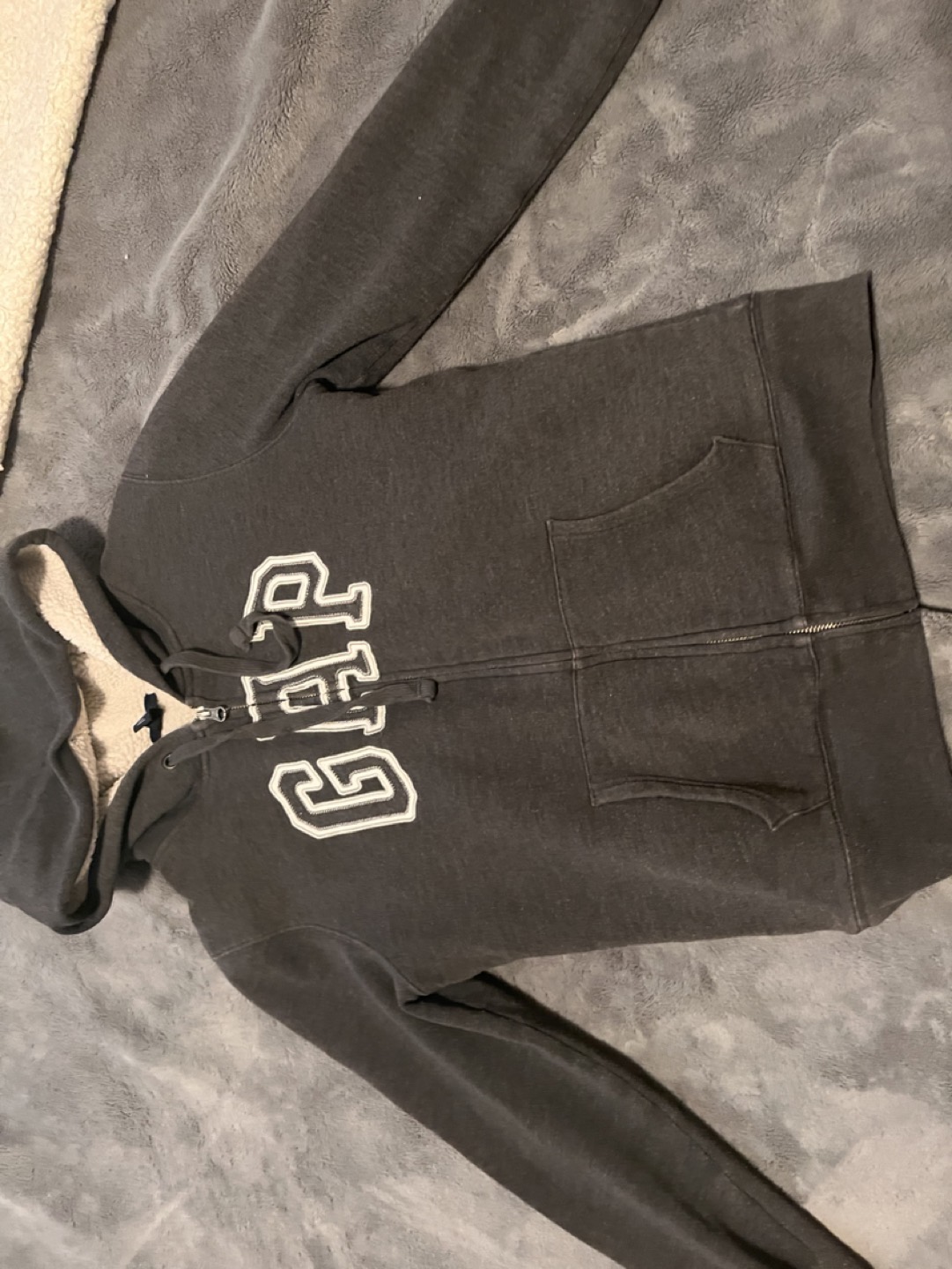 Gap sweatshirt - photo 2
