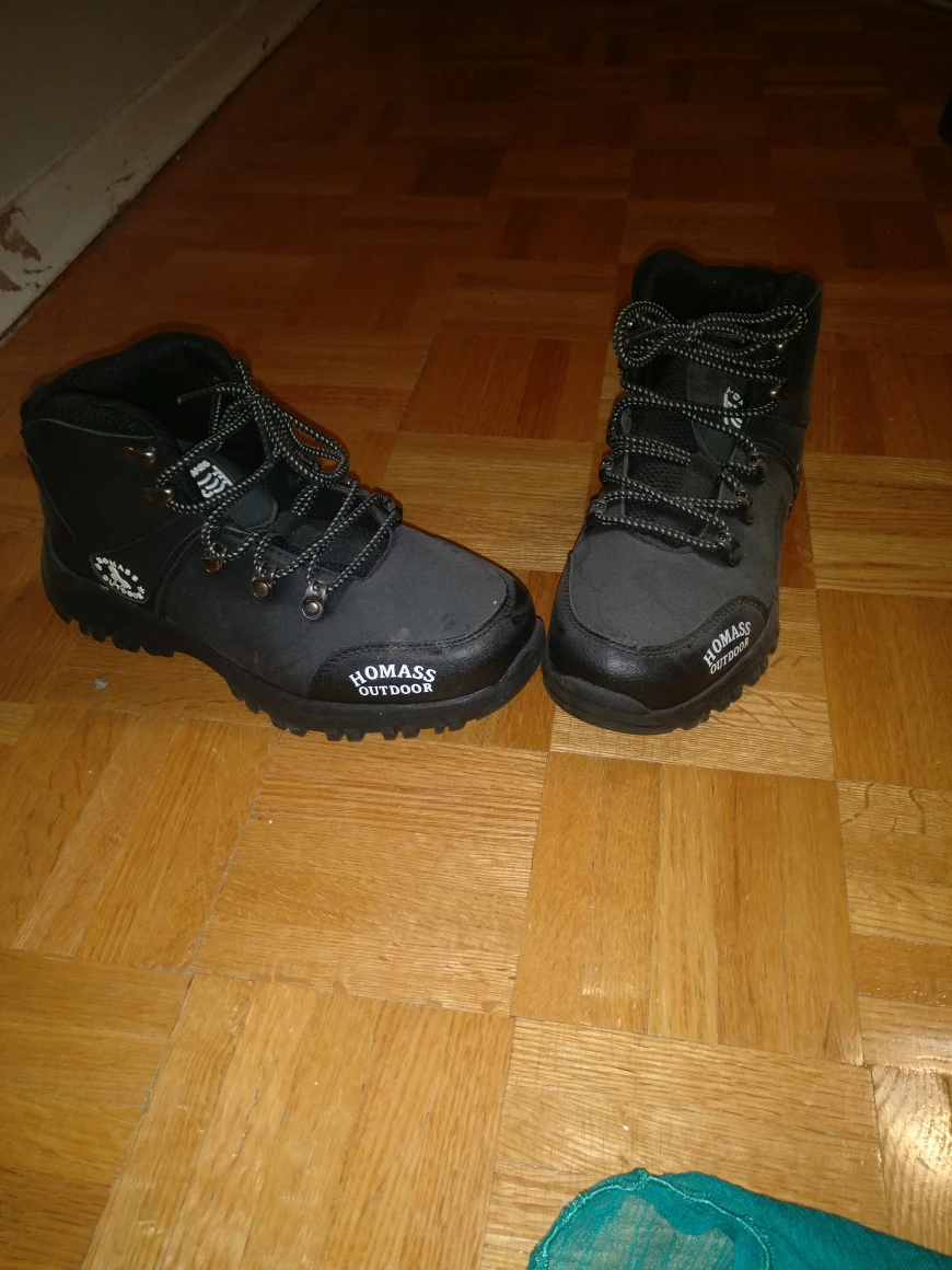 Homass outdoor shoes for men size 6