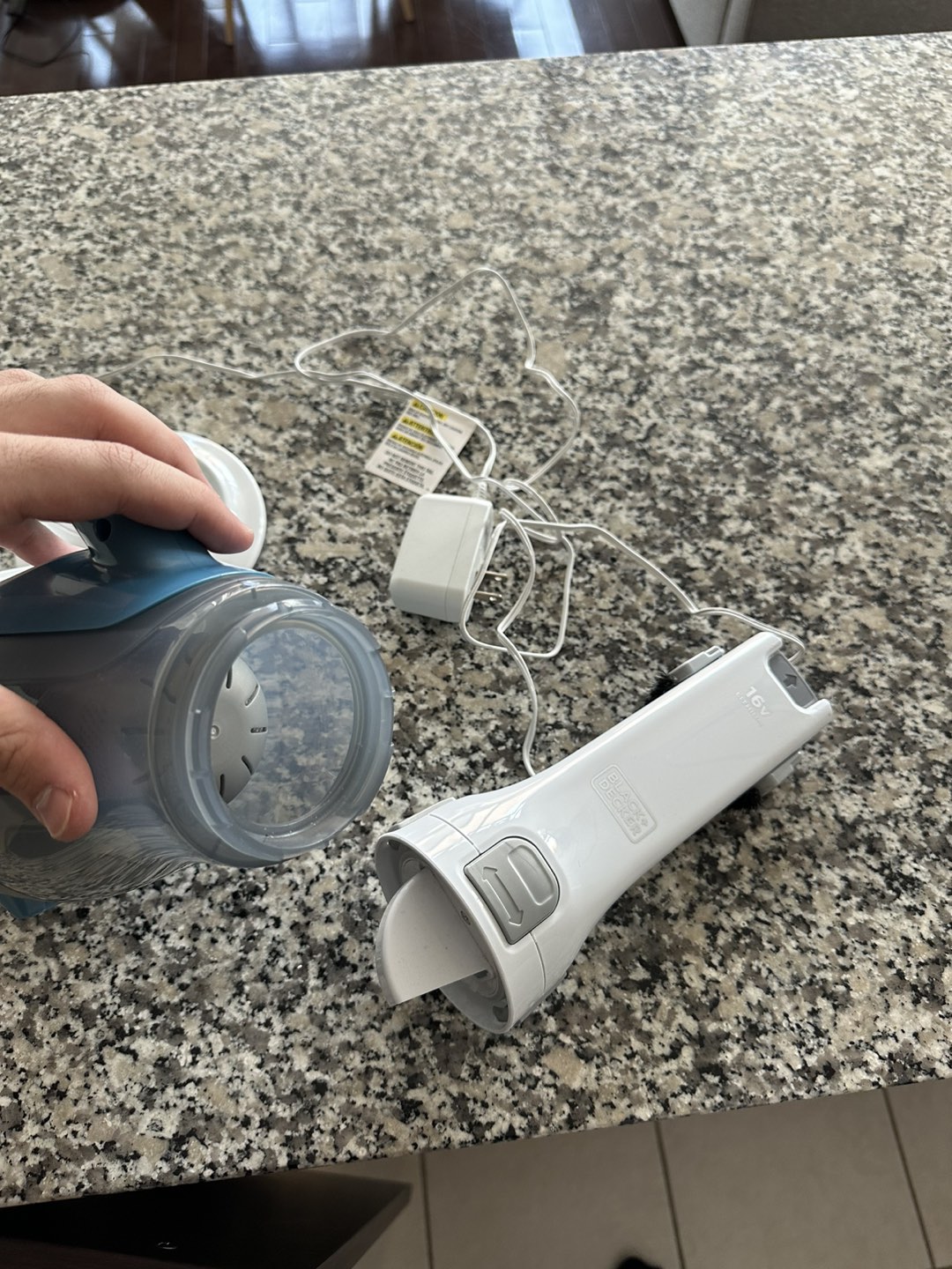 BLACK+DECKER Vacuum - photo 5