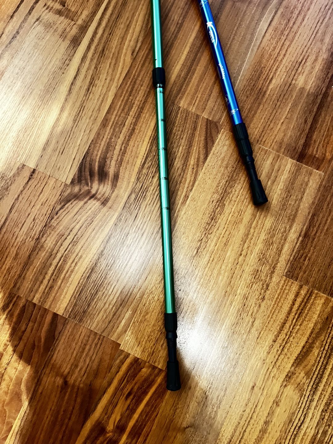 Walking Poles x 2. NEW - photo 4