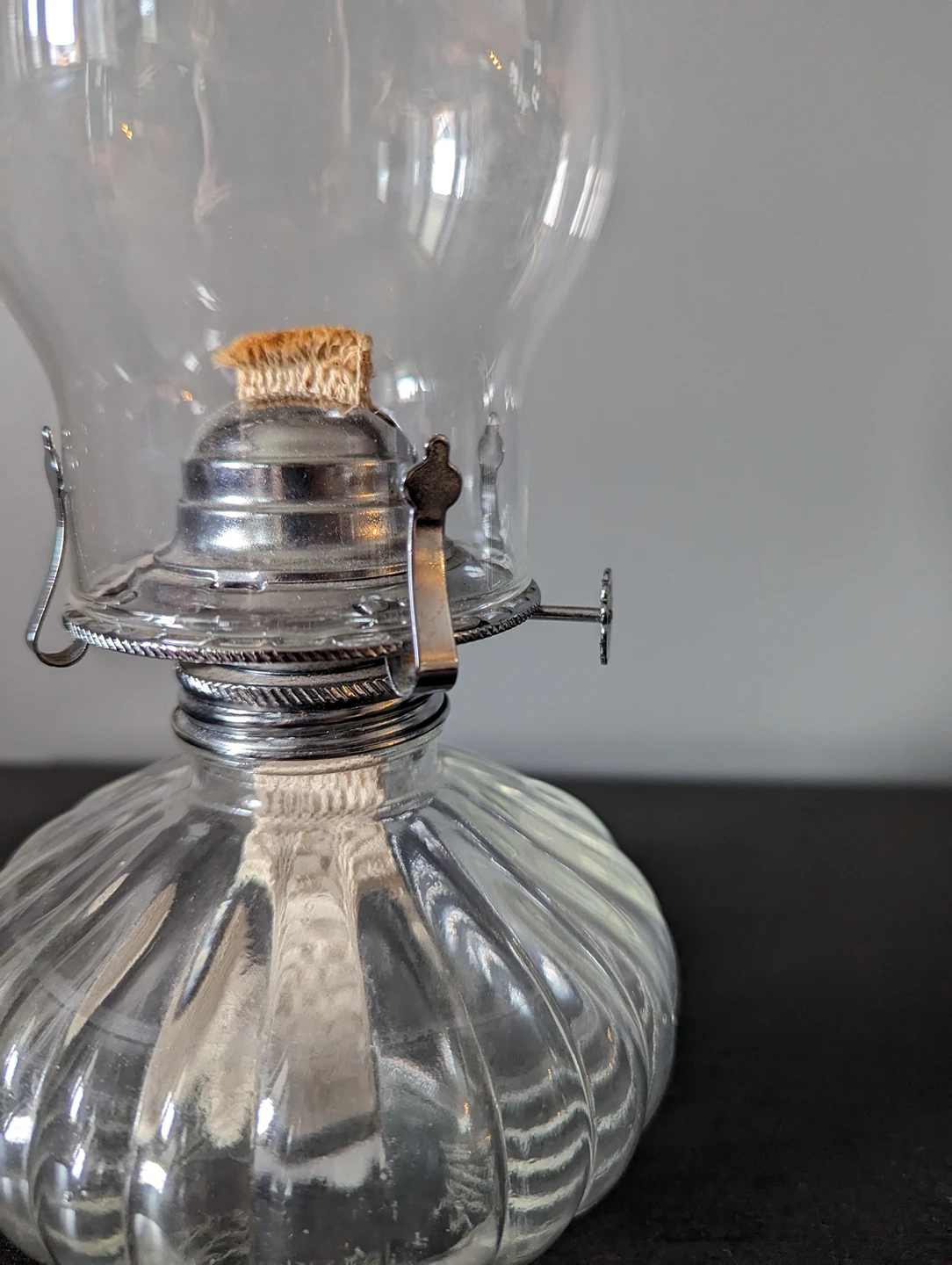 Vintage Inspired Large Glass Oil Lamp image indicator(2)