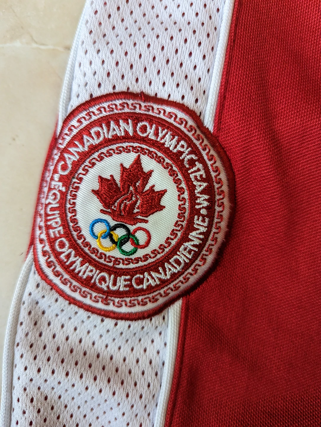 ROOTS Team Canada 2004 Olympics Jacket size M WOMENS image indicator(3)