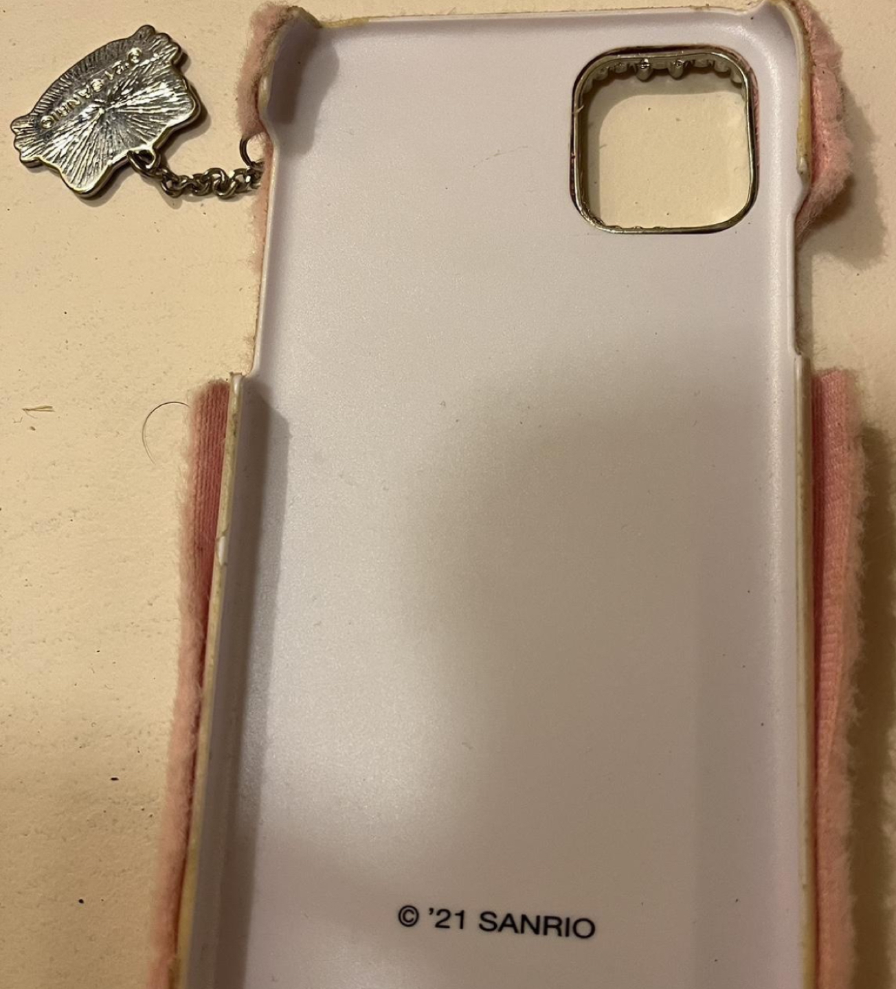 Hello Kitty phone case for iphone 11 - photo 3