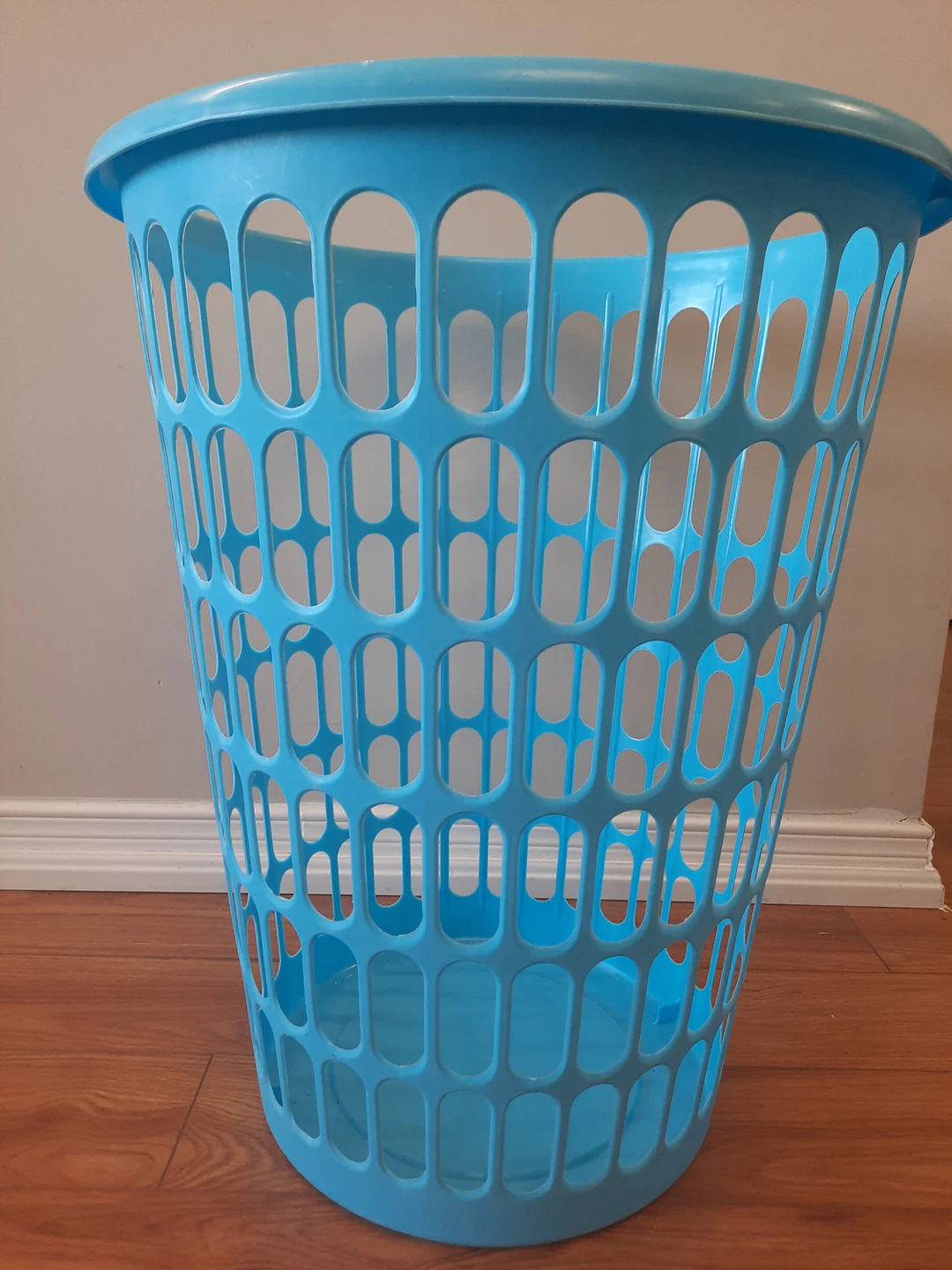 Laundry basket