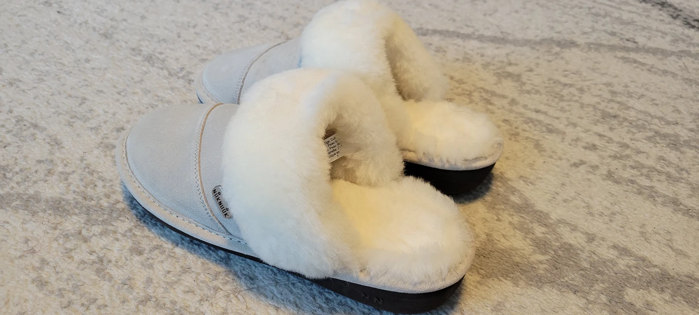 Fluffy indoor slippers ☁️ thumbnail
