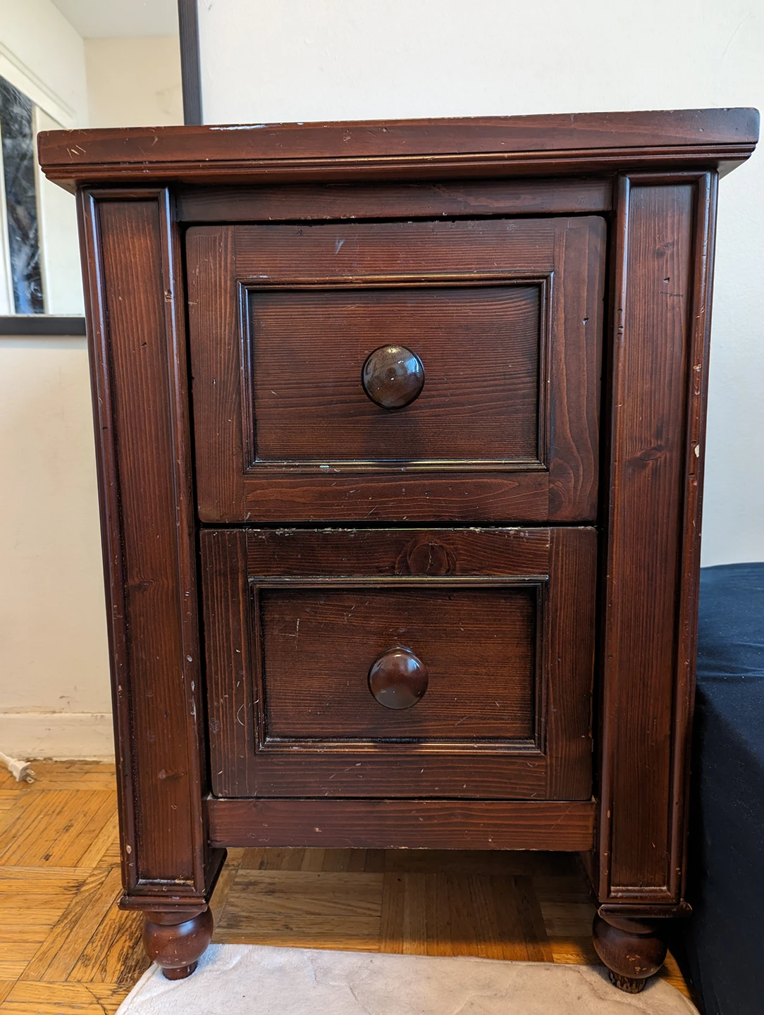 Night stand