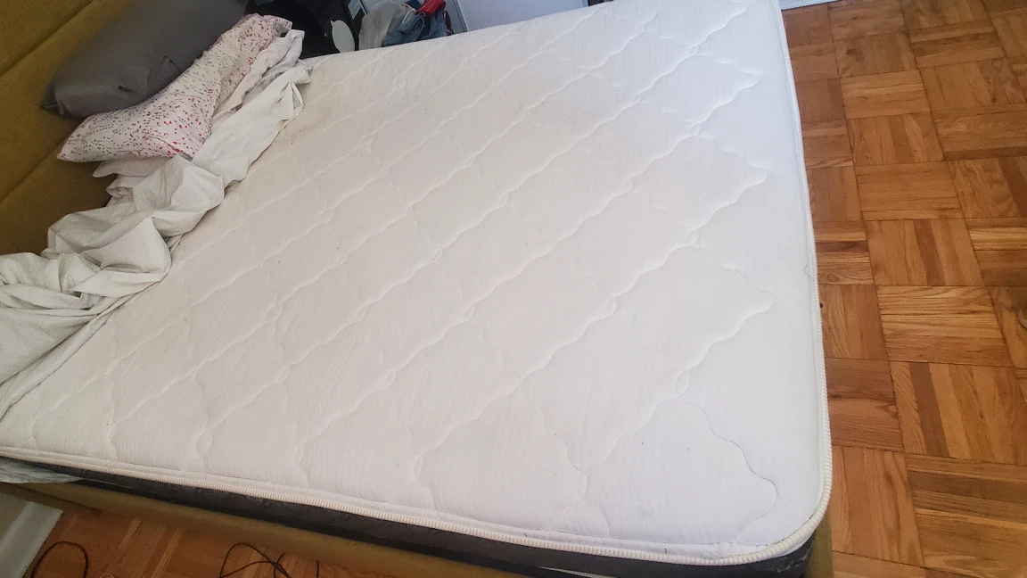 Queen Size Mattress - photo 2