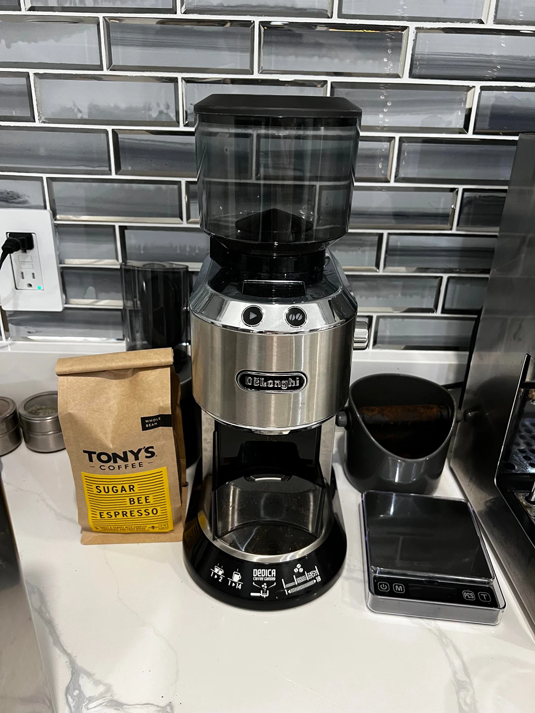 DeLonghi KG521M Dedica coffee grinder - photo 2
