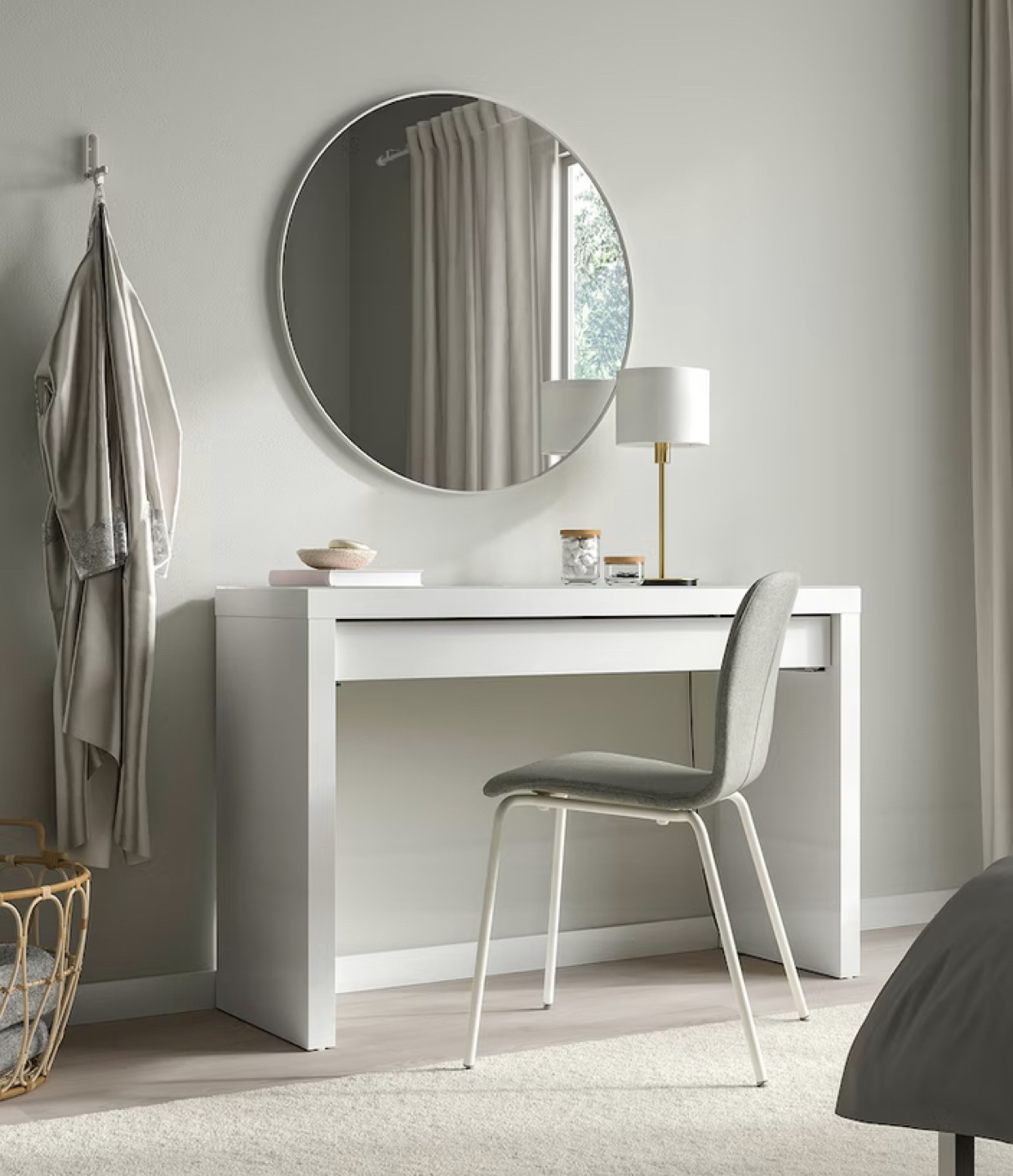 Dressing Table thumbnail