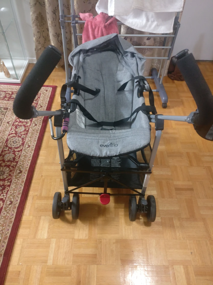 Evenflo stroller for kids 0-3 years with cupholder - photo 2
