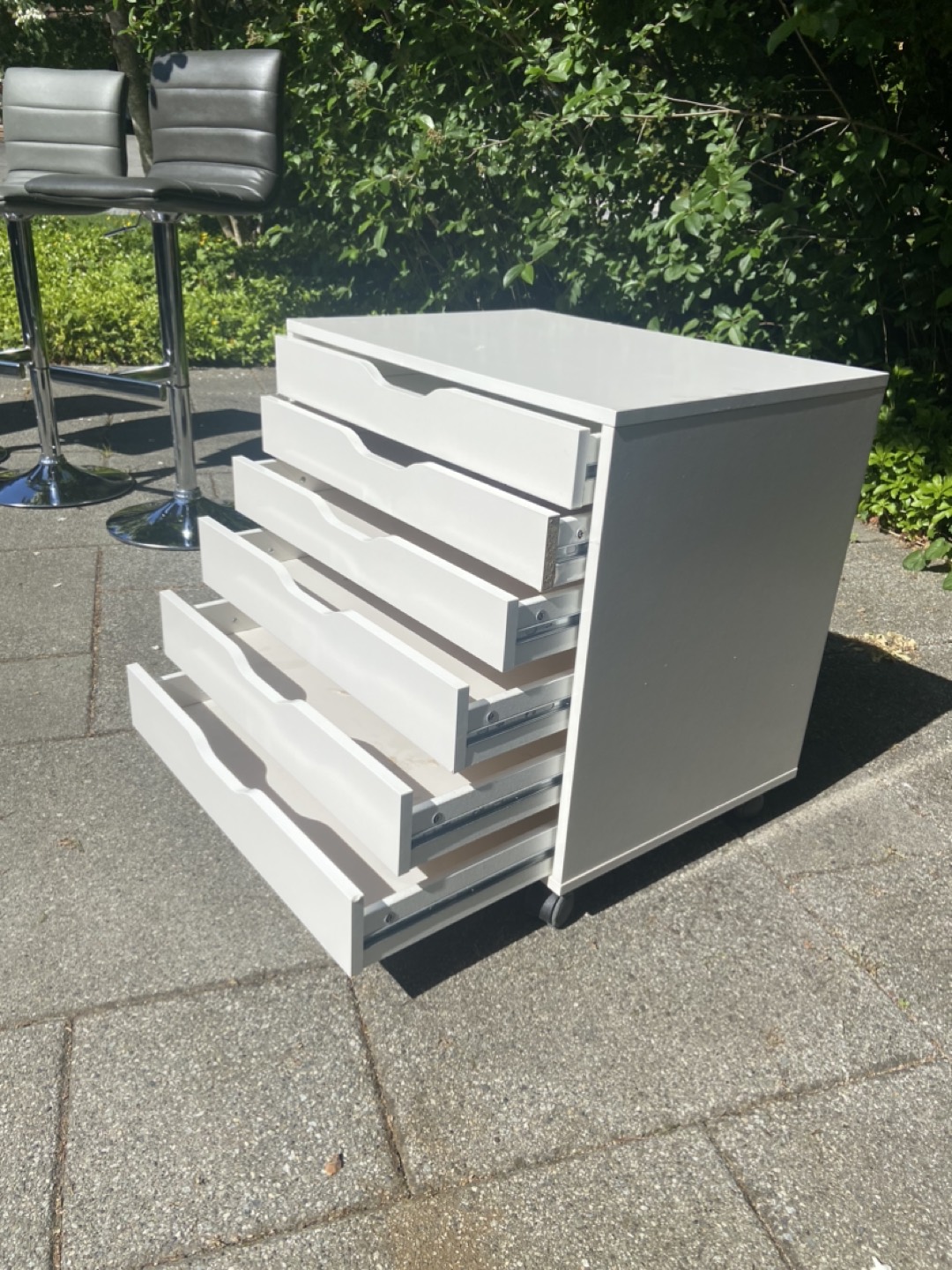 6 drawer unit on wheels - photo 3