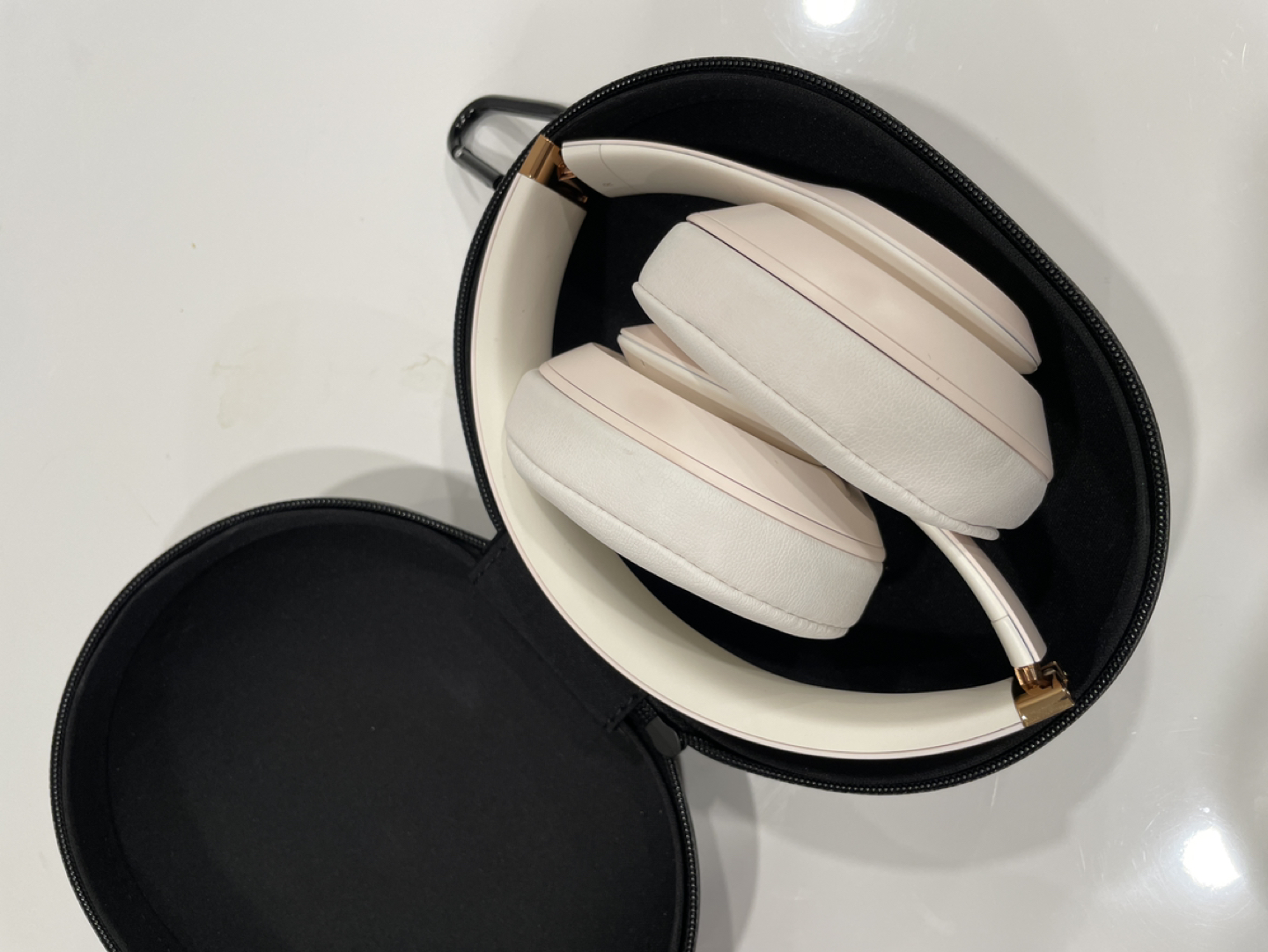 Beats Studio3 Wireless Noise Cancelling Headphones - photo 3