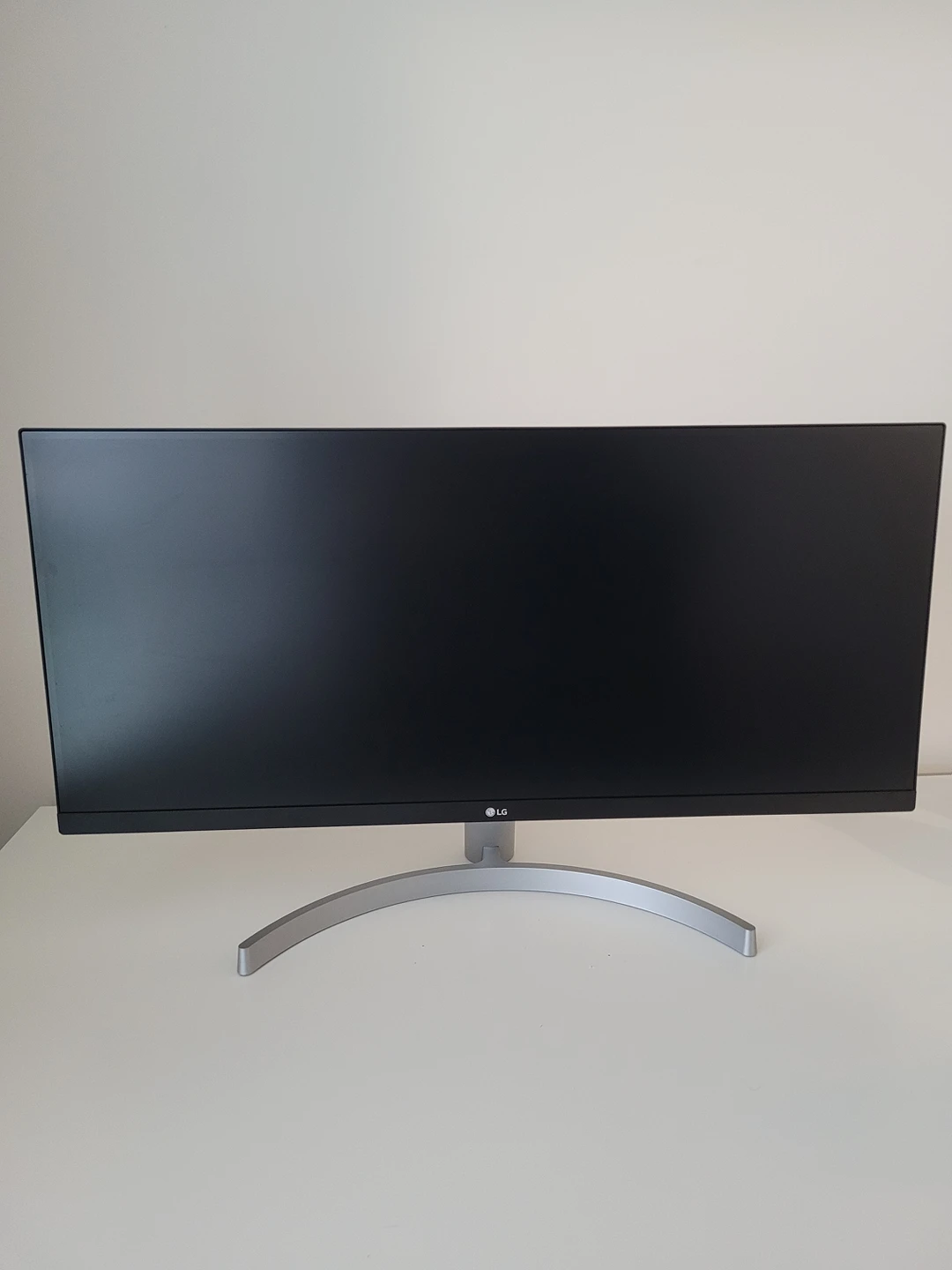 LG 29 inch, UltraWide Monitor