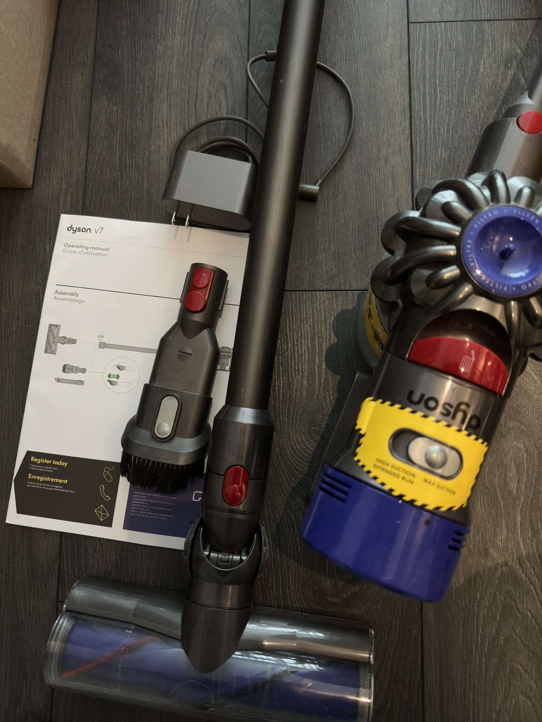 Dyson Cordless Vacuum V7