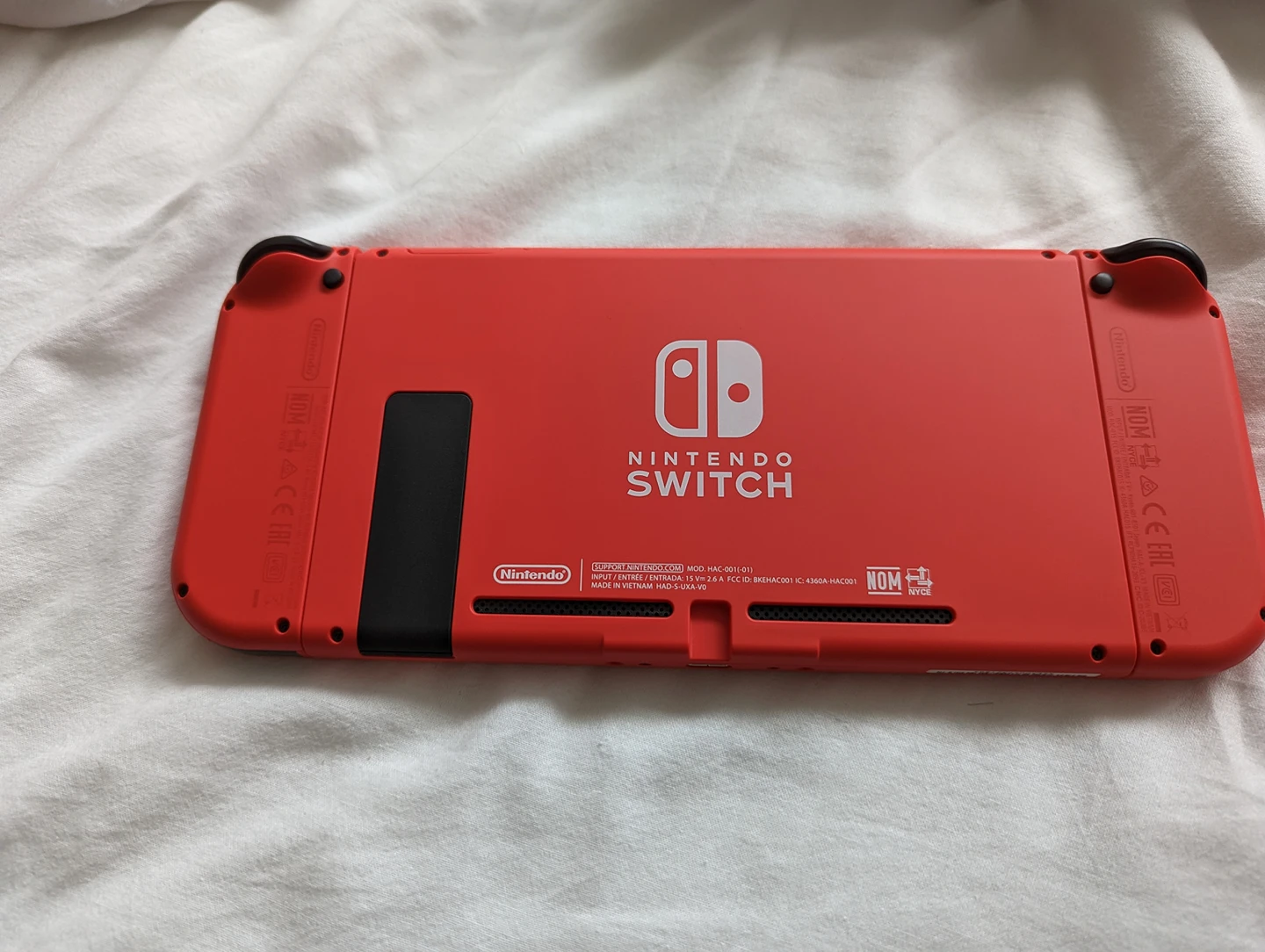 Nintendo Switch Mario Red & Blue edition image indicator(4)