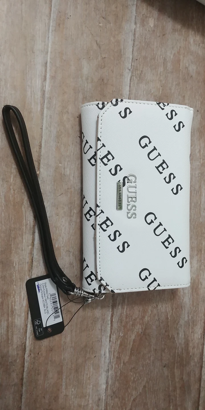 Guess Clutch