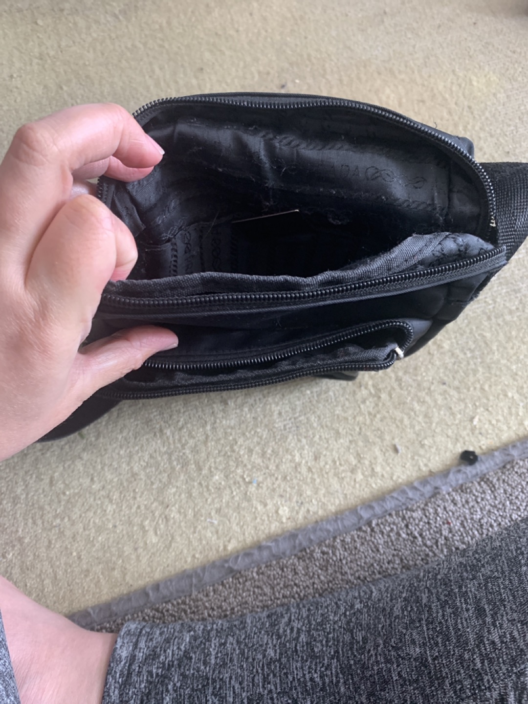 Prada waterproof black leather bag - photo 4