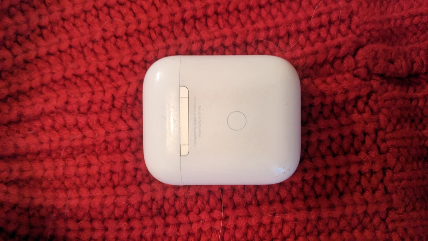 Apple airpod charging case a1938 - photo 2