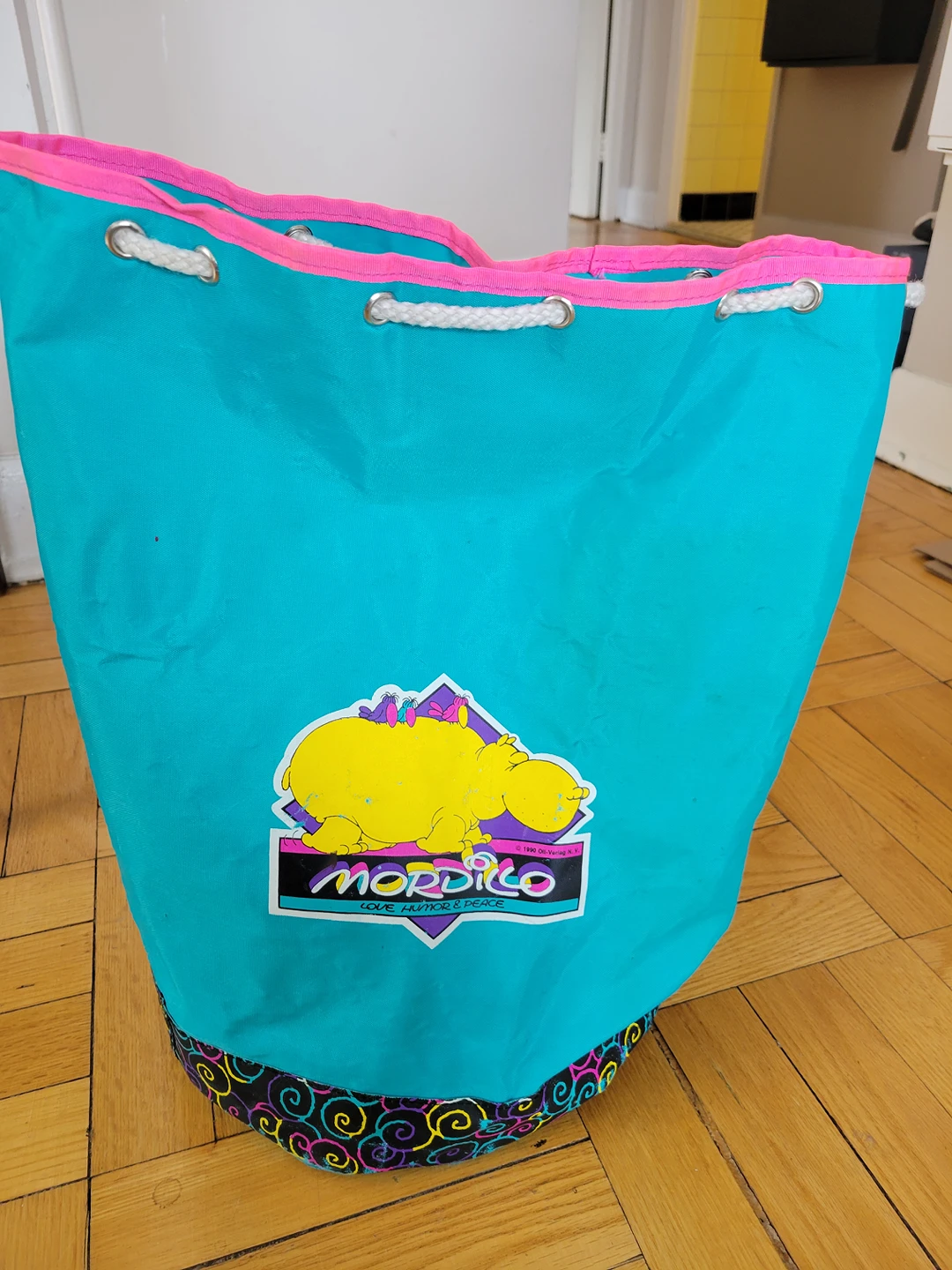 90s Mordico bag image indicator(2)