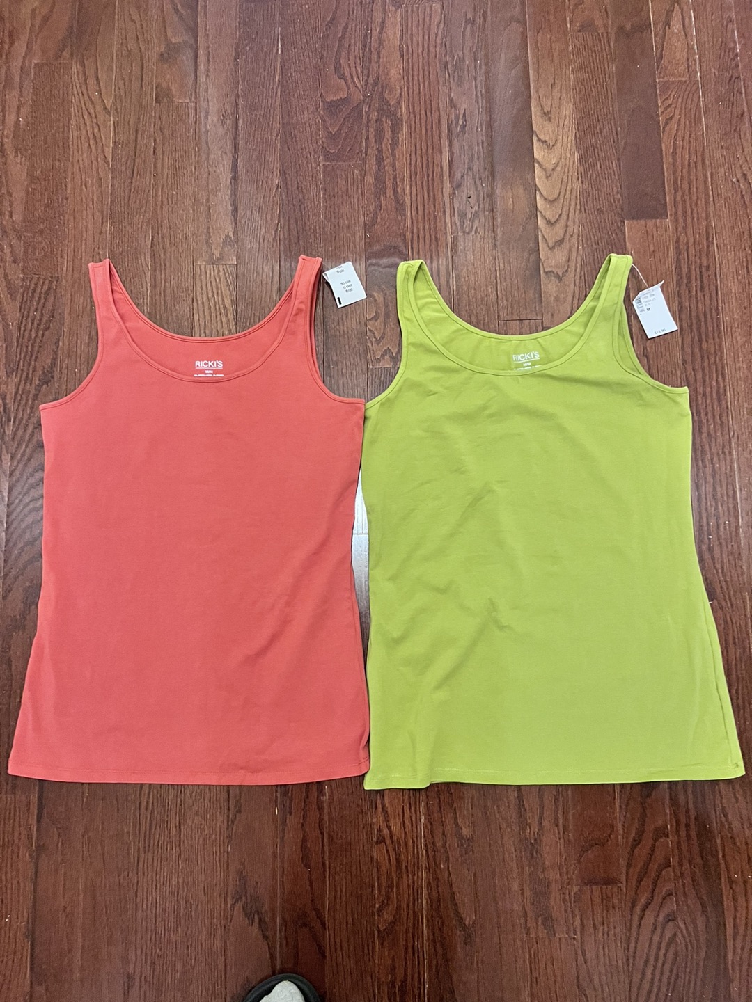 2 brand new ladies tank tops thumbnail