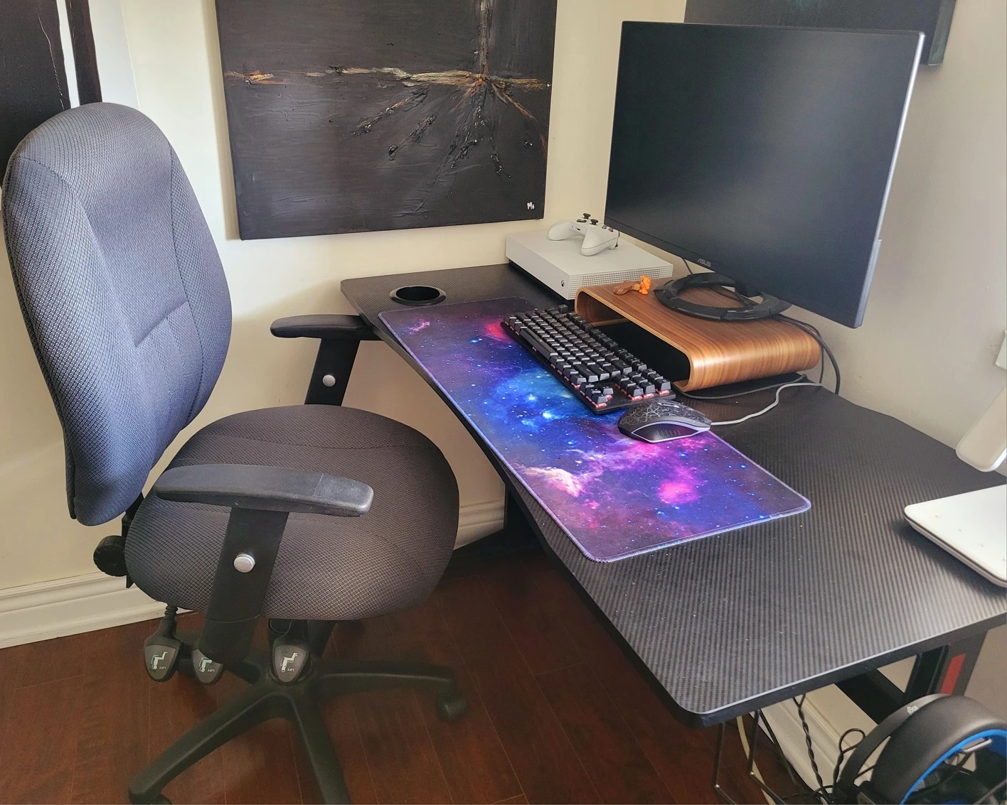Gaming Desk & Chair