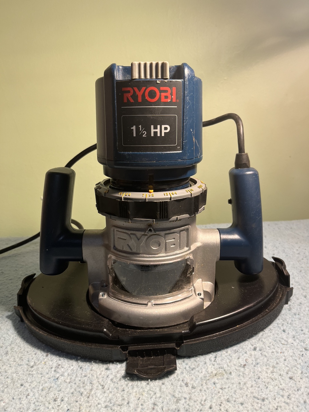 Router Ryobi {R-160} With Case thumbnail
