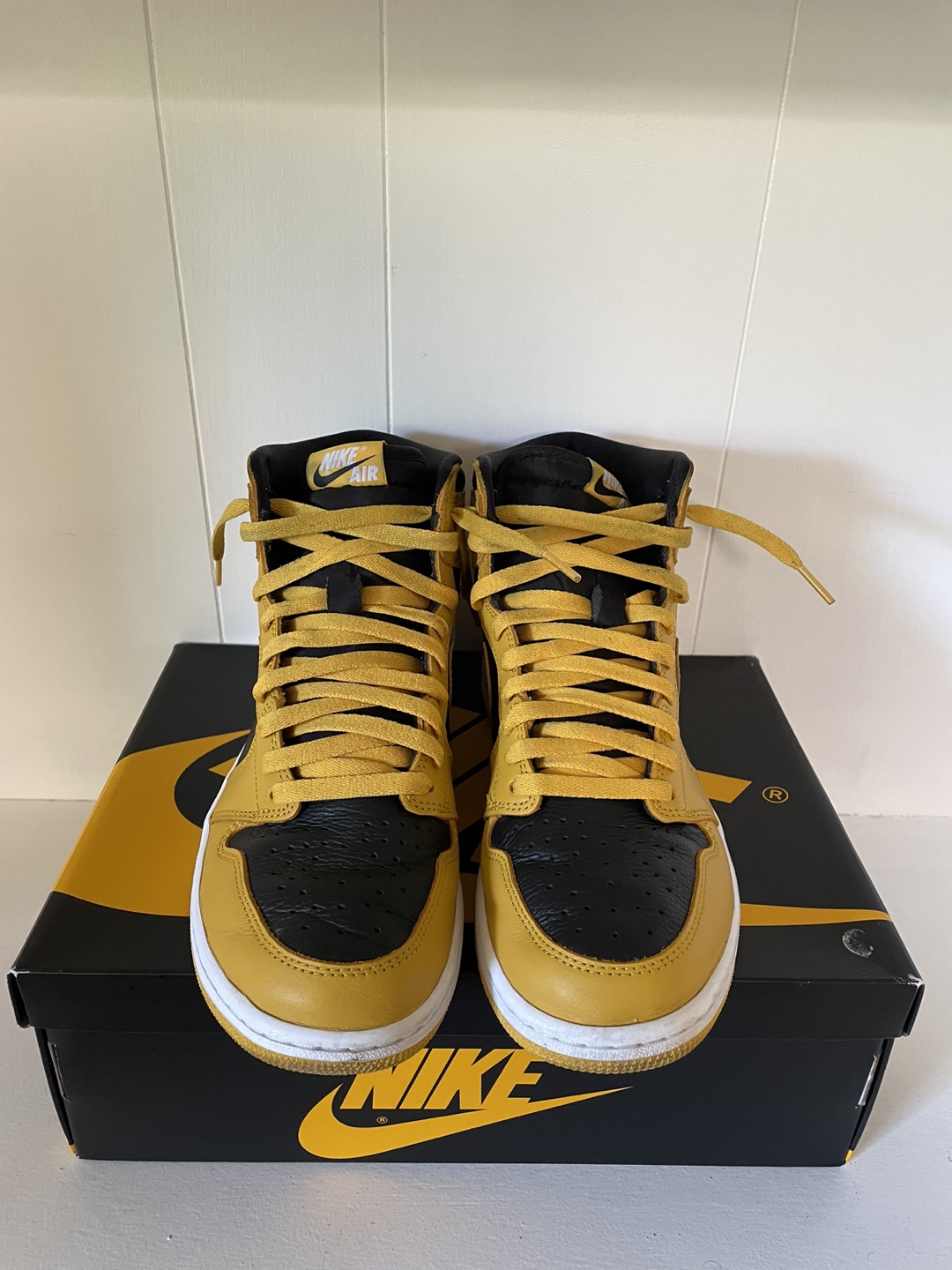 Jordan 1 High Pollen Size 10 with receipt - photo 3