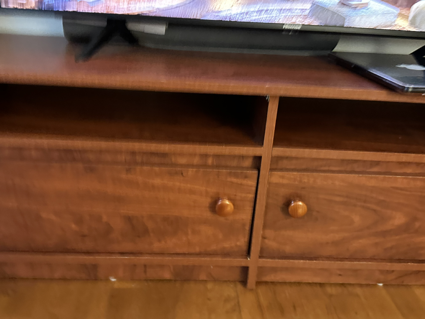 Tv stand - photo 2