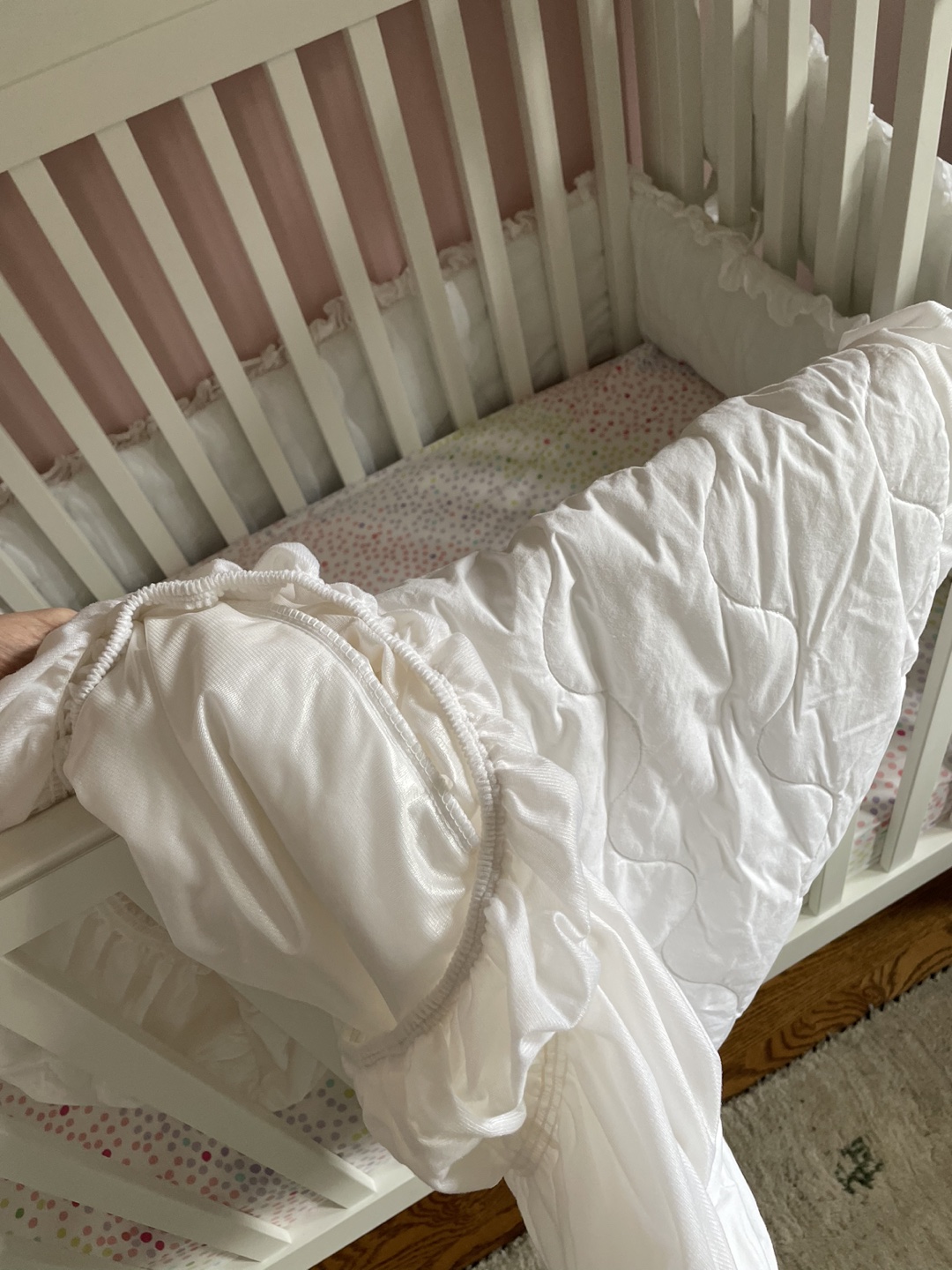 Pottery barn crib with mattress - photo 4