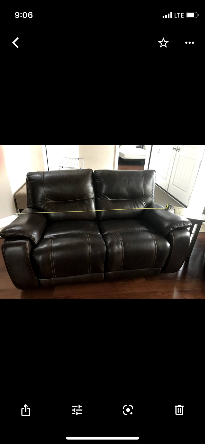 Thick leather lazy boy couches - photo 4