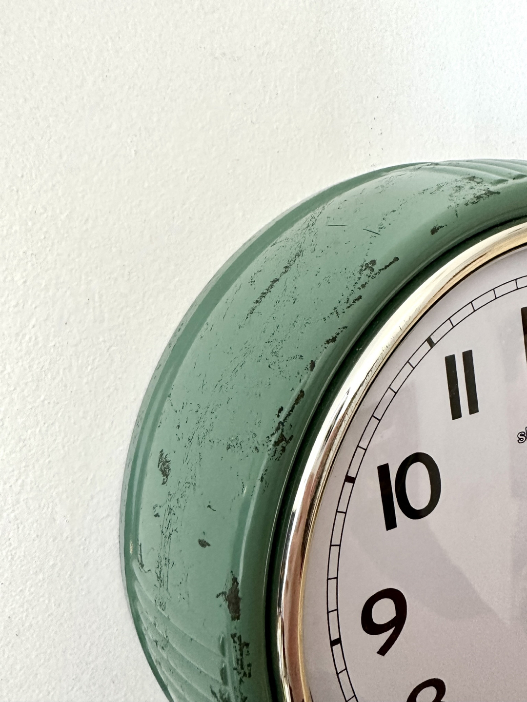 Awesome distressed clock teal green - photo 3