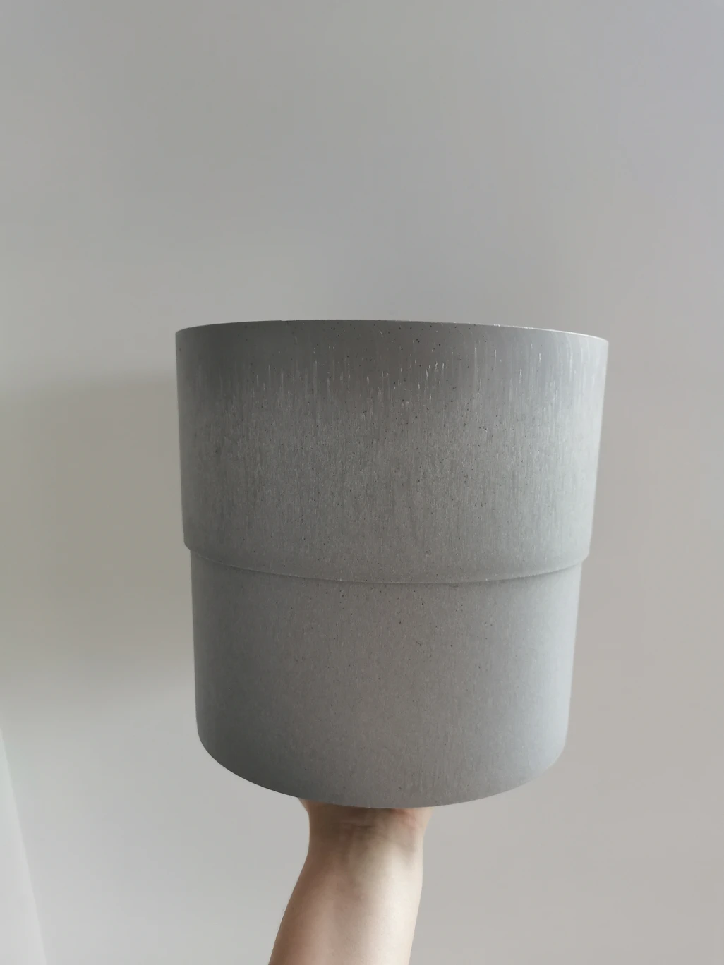 Gray plant pot 24cm thumbnail